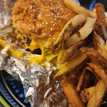 Five Guys - Burgers Near Me - Worthington, Ohio