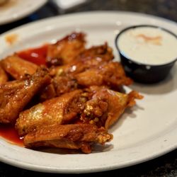 Piesanos Stone Fired Pizza - Lake Deaton - Hot wings