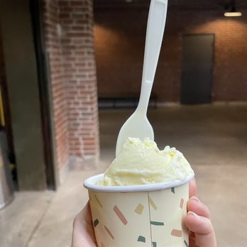 LICK - Vanilla icecream - Ice Cream & Frozen Yogurt Near Me - Indianapolis, Indiana LICK - Vanilla icecream - Ice Cream & Frozen Yogurt Near Me - Indianapolis, Indiana
