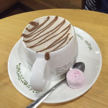 Oliver Brown - Milk Hot Chocolate with Marshmallow - Coffee & Tea Near Me - Beverly Hills, NSW
