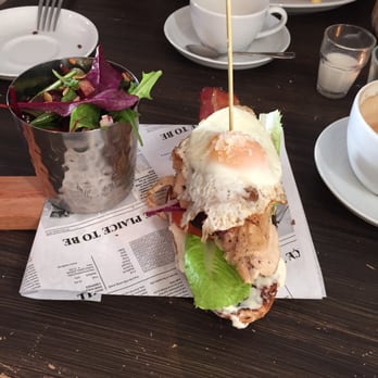 STHLM Brunch Club - Chicken club sandwich - American Near Me - Stockholm, Alberta