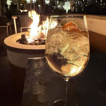 Covewood - Peach Elderberry Spritz - New American Near Me - San Diego, California