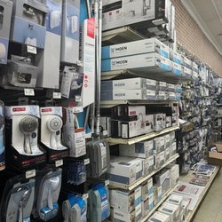 Broadview Hardware - Faucets and bathroom plumbing repair parts.
