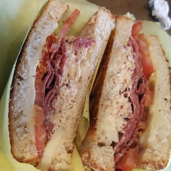 Dave's Chillin and Grillin - Sandwiches Near Me - Pasadena, California