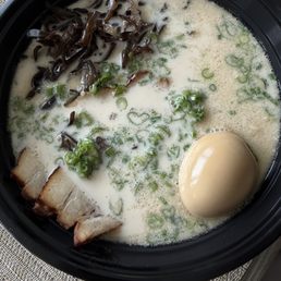 Diamond Head ramen- rich, flavorful & creamy! 10/10! Diamond Head ramen- rich, flavorful & creamy! 10/10!