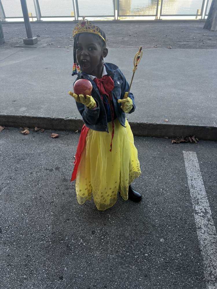 Cuddles 2 Cuddles Child Learning Center - childcare center in Louisville, KY