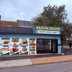 Gedro Koupe Dwet - Best Haitian Restaurant in Ottawa--crispy griot, fiery pikliz, 143 Putman Ave!