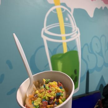 Scoop LV - Thai tea with fruity pebbles - Bubble Tea Near Me - Las Vegas, Nevada