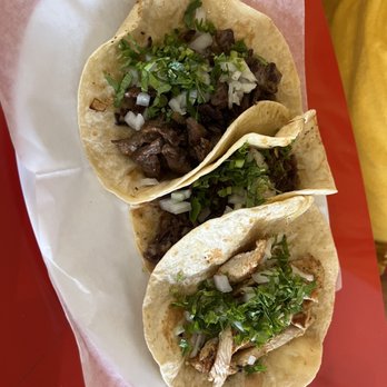 Tio Trompo - Street tacos - Mexican Near Me - Houston, Texas Tio Trompo - Street tacos - Mexican Near Me - Houston, Texas