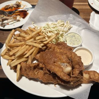 Yard House - New American Near Me - Indianapolis, Indiana Yard House - New American Near Me - Indianapolis, Indiana