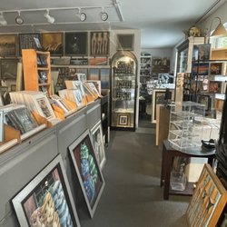 Laura Seeley Studio & Best Friends Art Gallery