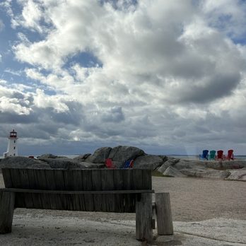 Sou'Wester Gift & Restaurant - Arts & Crafts Near Me - Peggy's Cove, Nova Scotia