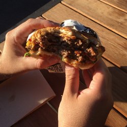 Between 2 Buns - This is the double, try it if you dare!!