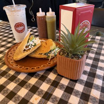 Guisados Greicy - Tax - Food Trucks Near Me - Fresno, California Guisados Greicy - Tax - Food Trucks Near Me - Fresno, California