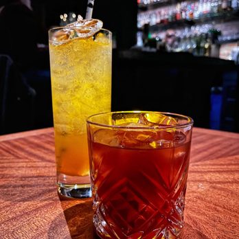 Hooch Craft Cocktail Bar - Qbroni & Chronic Tonic - Tapas/Small Plates Near Me - Aspen, Colorado