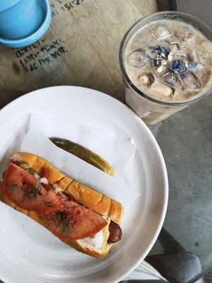 Cloud Walking Cafe & Lounge by null