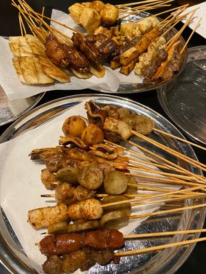 Funny BBQ 98 聚点串吧 by null