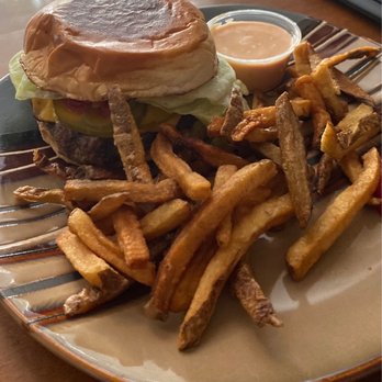 Gio's Bar & Grill - Gio's Burger - Sports Bars Near Me - Chicago, Illinois Gio's Bar & Grill - Gio's Burger - Sports Bars Near Me - Chicago, Illinois