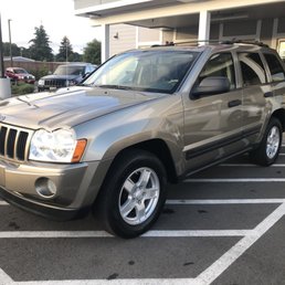 2005 Grand Cherokee Laredo