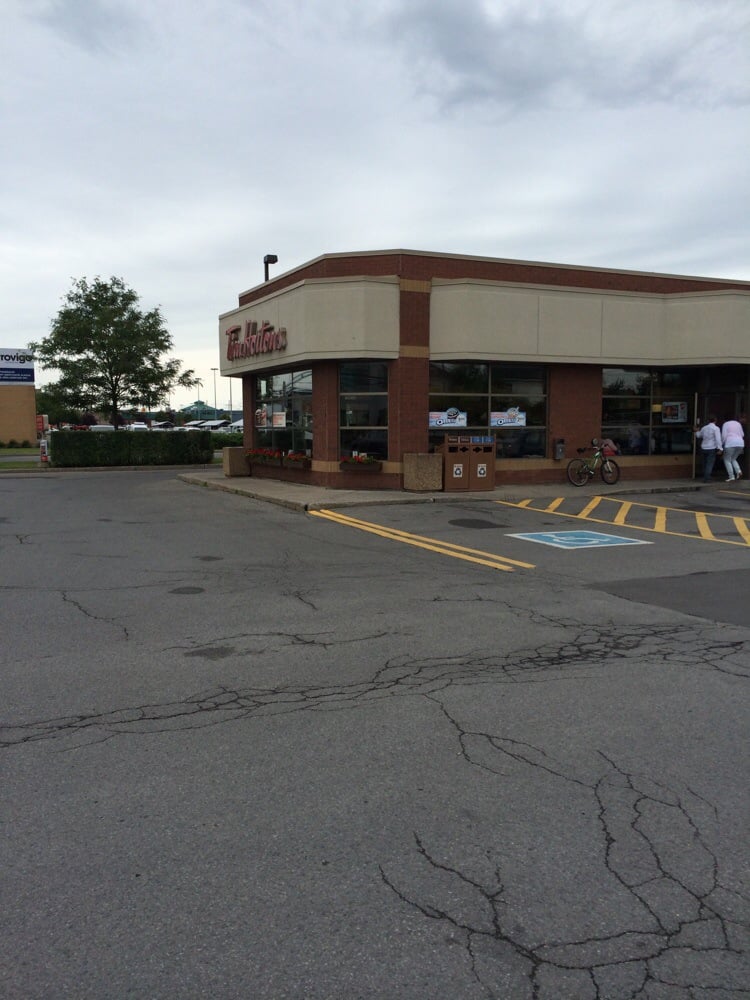 TIM HORTONS Updated May 2024 485 Av St Charles, Vaudreuildorion