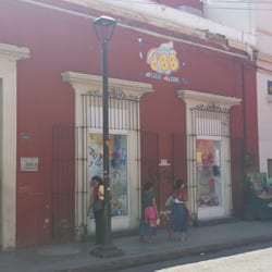 Distribuidora d´BB - Fachada.