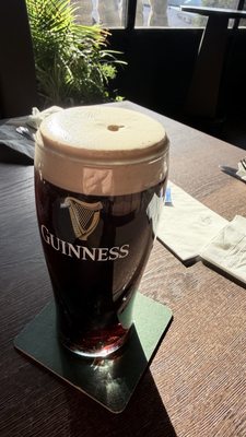 Carbon Bar and Grill by null