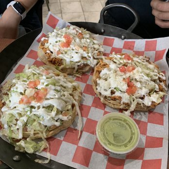Ricos Tacos La Raza - Sopes de pollo - Tex-Mex Near Me - Manville, New Jersey