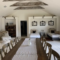 The Vintage Round Top - Inside of the Boho Cottage