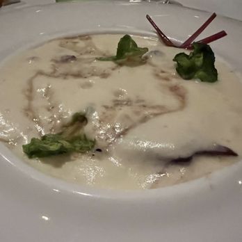 Orchids - Beef Cheeks - Breakfast & Brunch Near Me - Honolulu, Hawaii