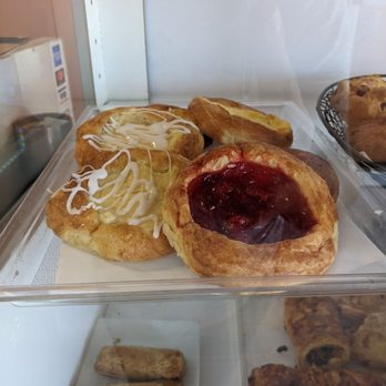 Bagatelle French Bakery - Danish - Bakeries Near Me - Spring Valley, California