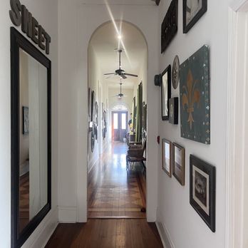 Auld Sweet Olive Bed and Breakfast - looking up the hallway to the front door from back of the house - Bed & Breakfast Near Me - New Orleans, Louisiana Auld Sweet Olive Bed and Breakfast - looking up the hallway to the front door from back of the house - Bed & Breakfast Near Me - New Orleans, Louisiana
