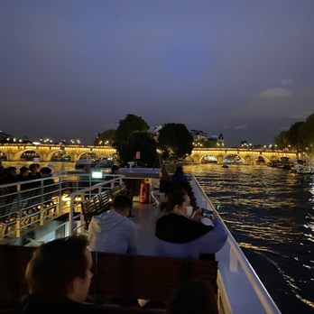 Vedettes du Pont Neuf - Boat Charters Near Me - Paris, 75 Vedettes du Pont Neuf - Boat Charters Near Me - Paris, 75