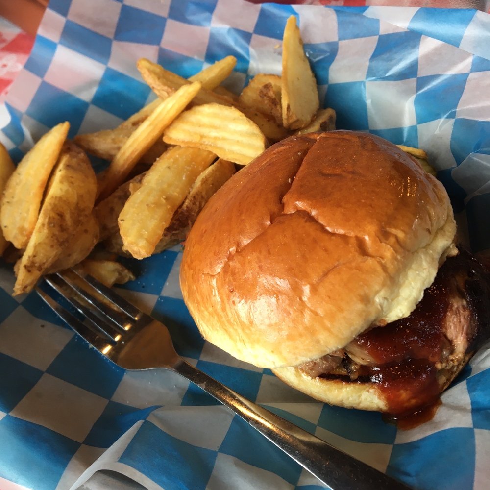 Famous Dave's Bar-B-Que - Lunch option - Barbeque Near Me - Indianapolis, Indiana