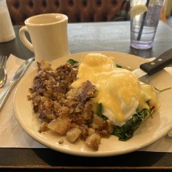 Eggs Copenhagen with spinach & home fries