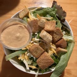 Iron Horse Grill & Saloon - Side salad
