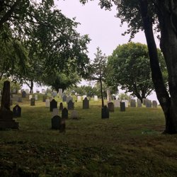 First Parish In Plymouth - The cemetery adjacent to the church. Pretty and interesting.