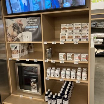 Petco - This is an amazing dog food brand!!! So glad they're coming to Petco!!! - Pet Stores Near Me - Paso Robles, California