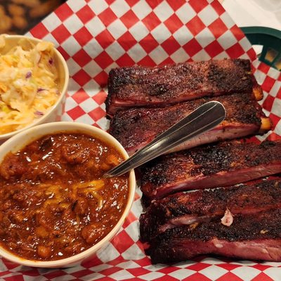 Smokin Yard's BBQ by null