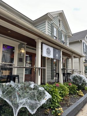 Pretty Burger by null