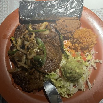 La Cueva - Carne Asada - Mexican Near Me - Aurora, Colorado