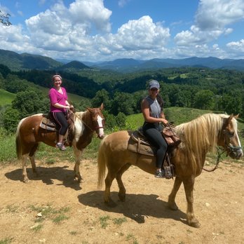 Sandy Bottom Trail Rides - Horseback Riding Near Me - Marshall, North Carolina