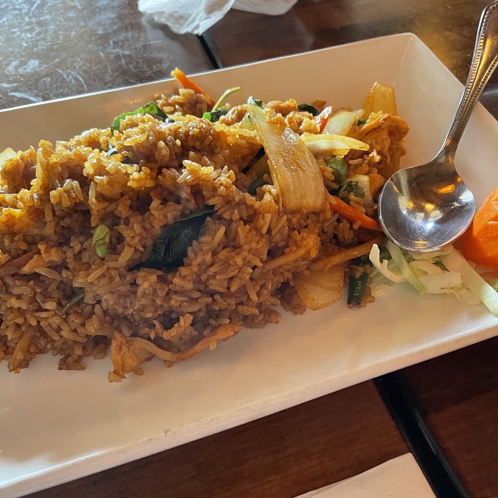 Chalerm Thai Bistro - Fried rice - Thai Near Me - Lakeport, California