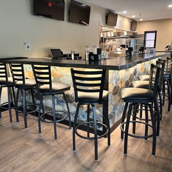 Village Local Kitchen - New bar. - Pizza Near Me - Bristol, New Hampshire Village Local Kitchen - New bar. - Pizza Near Me - Bristol, New Hampshire
