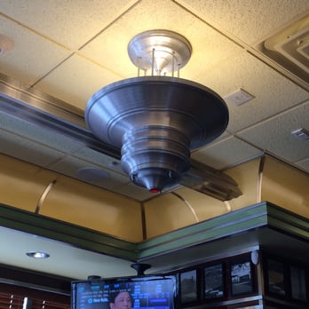 Laurel Diner - Art deco lighting looks great. - Diners Near Me - Long Beach, New York Laurel Diner - Art deco lighting looks great. - Diners Near Me - Long Beach, New York