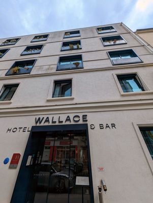 Le Wallace Hôtel & Bar by null