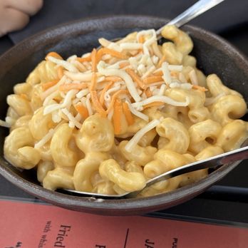 Summitview Pavillion - Mac n cheese - Cocktail Bars Near Me - Ravenna, Ontario Summitview Pavillion - Mac n cheese - Cocktail Bars Near Me - Ravenna, Ontario