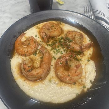 Roux Diner - Shrimp and Grits - Breakfast & Brunch Near Me - Chicago, Illinois