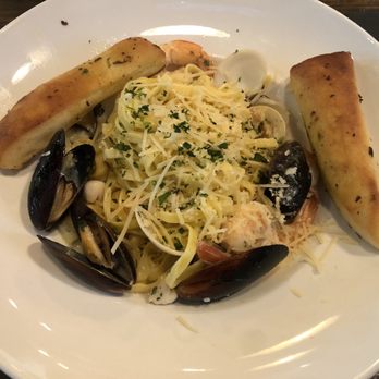 EATaliano Kitchen - Seafood Linguini - Pizza Near Me - Atlanta, Georgia