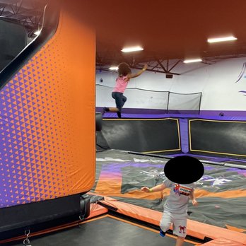 Altitude Trampoline Park - Trampoline Parks Near Me - Cedar Hill, Texas Altitude Trampoline Park - Trampoline Parks Near Me - Cedar Hill, Texas