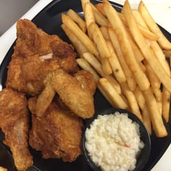 The Shotgun Pub & Grill - Fried Chicken Platter
